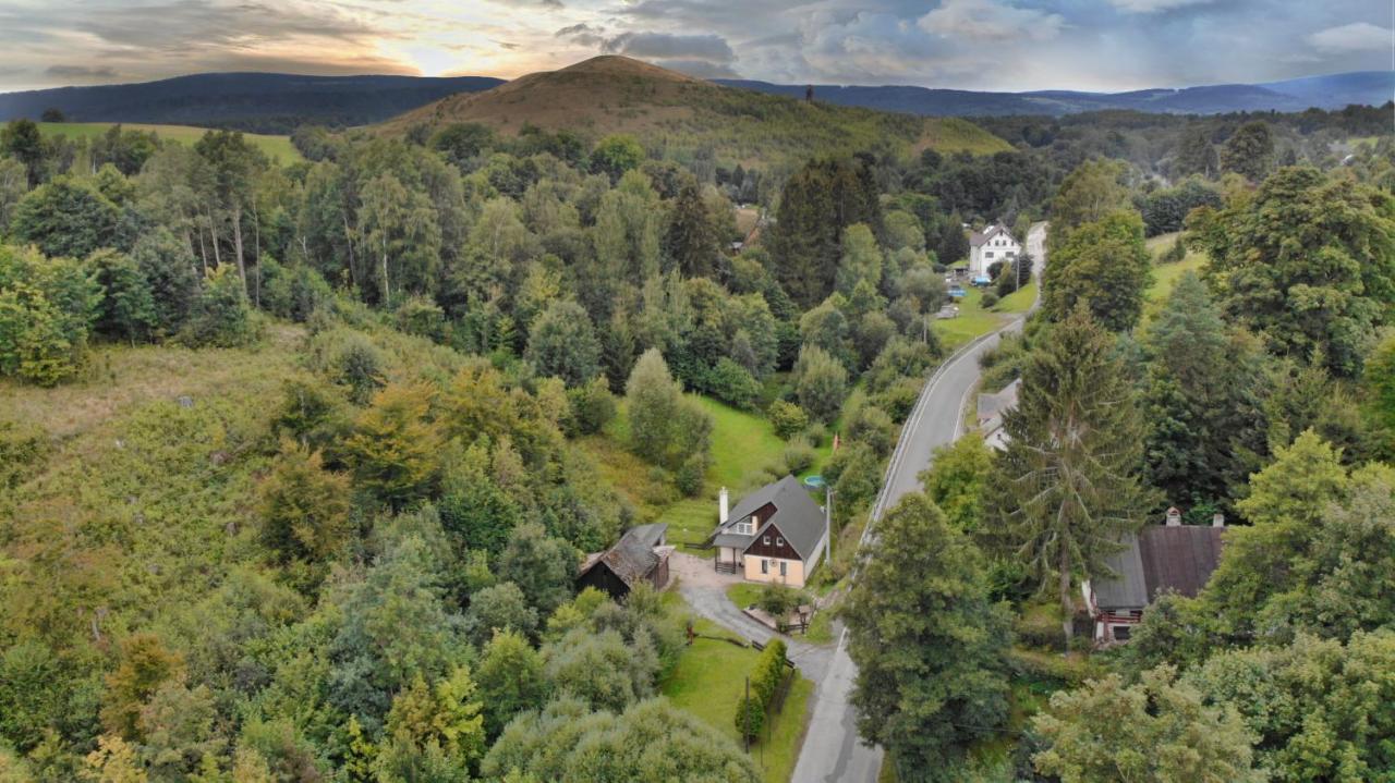 Ubytovani U Krakonose Villa Lampertice Bagian luar foto